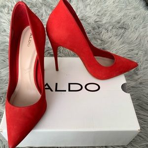 ALDO- FABULOUS RED HEELS❤️